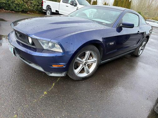 2011 Ford Mustang GT Premium