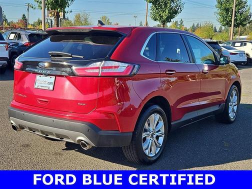2023 Ford Edge Titanium