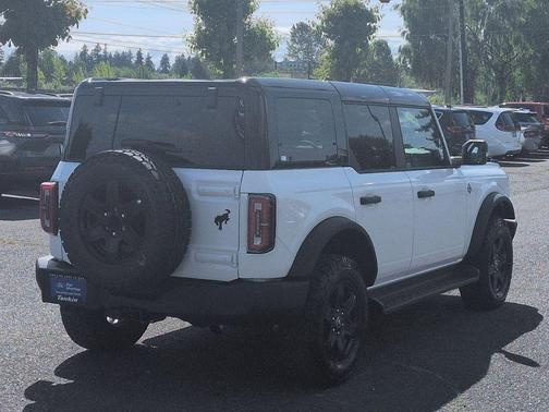 OXFORD WHITE 2025 Ford Bronco Outer Banks