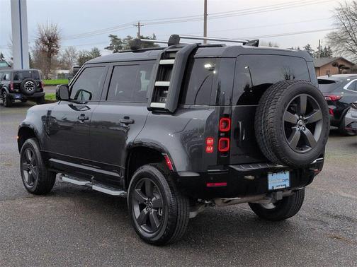 2022 Land Rover Defender 110 X-Dynamic HSE