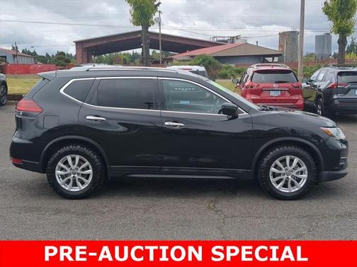 2018 Nissan Rogue SV