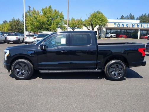 2025 Ford F-150 Lightning LARIAT