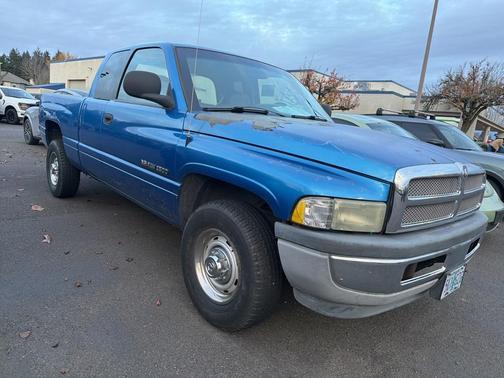 2001 Dodge Ram 2500 Base