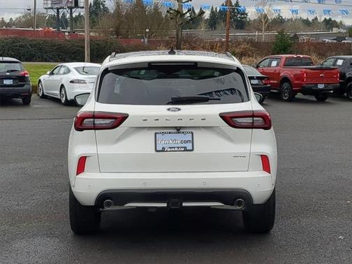 2024 Ford Escape ST-Line Elite
