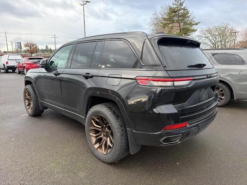 2024 Jeep Grand Cherokee Summit