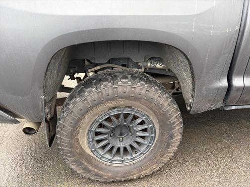 2020 Toyota Tundra Platinum