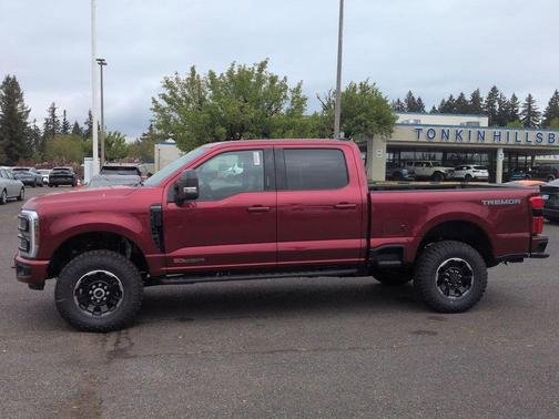 Ruby Red Metallic Tinted Clearcoat 2026 Ford F-350 Platinum