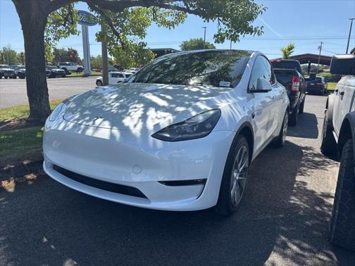 2023 Tesla Model Y Long Range Dual Motor All-Wheel Drive