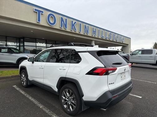 2019 Toyota RAV4 XLE Premium