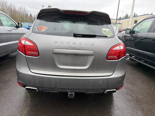 2014 Porsche Cayenne Platinum Edition