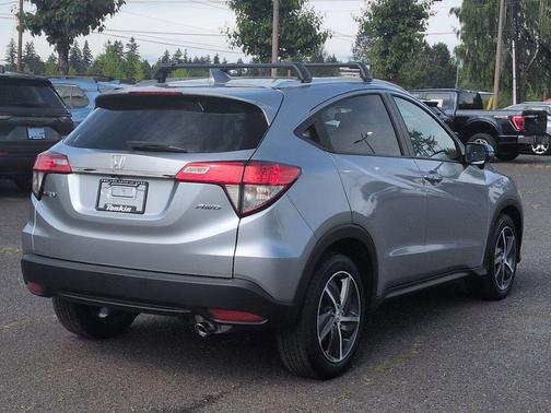Lunar Silver Metallic 2021 Honda HR-V EX