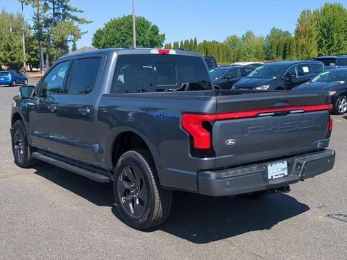 2025 Ford F-150 Lightning LARIAT