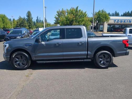 2025 Ford F-150 Lightning LARIAT