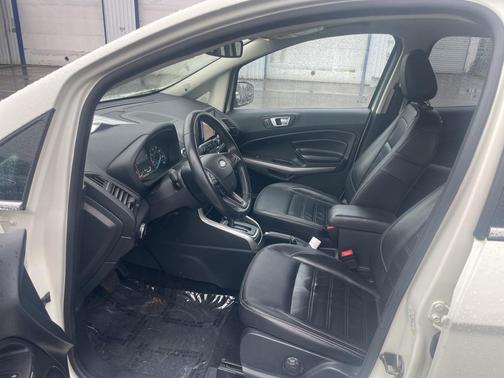 2020 Ford EcoSport Titanium