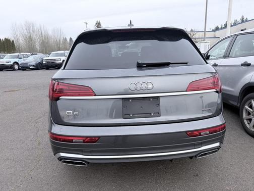2022 Audi Q5 45 S line Premium Plus