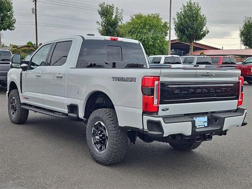 2026 Ford F-250 Platinum