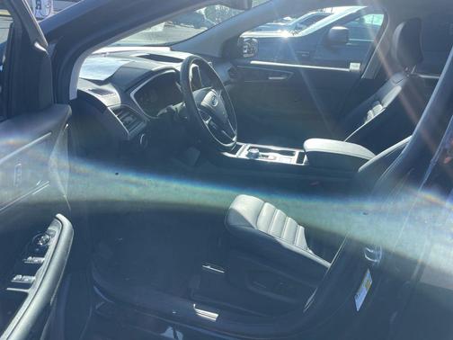 AGATE BLACK METALLIC 2021 Ford Edge SEL