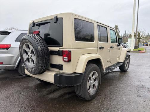 2017 Jeep Wrangler Unlimited Sahara