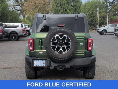 ERUPTION GREEN METALLIC 2023 Ford Bronco Outer Banks