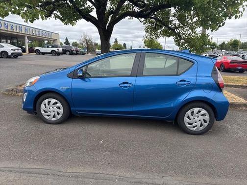 2016 Toyota Prius c Four