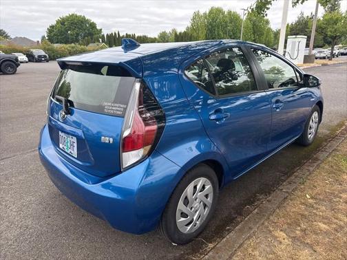 2016 Toyota Prius c Four