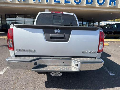 Brilliant Silver 2018 Nissan Frontier SV