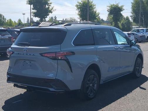 2024 Toyota Sienna XSE 7 Passenger