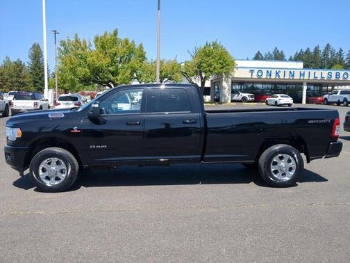 2024 RAM 3500 Big Horn Crew Cab 4x4 8' Box