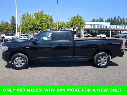2024 RAM 3500 Big Horn Crew Cab 4x4 8' Box