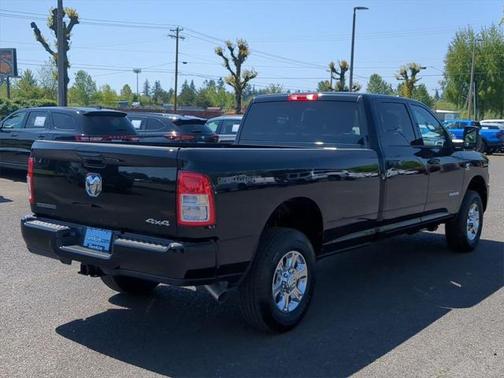 2024 RAM 3500 Big Horn Crew Cab 4x4 8' Box