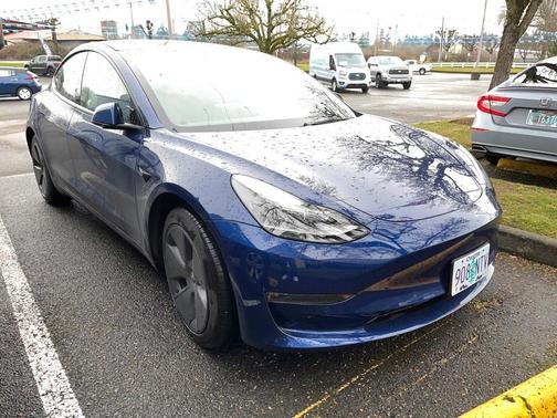 Photo 1 of 6 of 2022 Tesla Model 3 Long Range