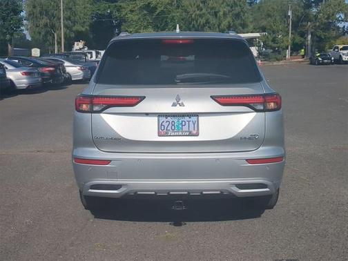2024 Mitsubishi Outlander PHEV SEL