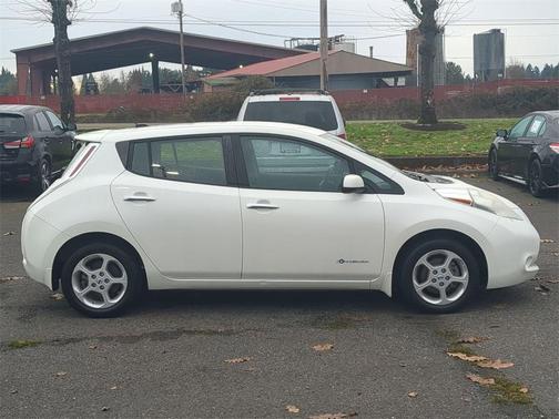 2013 Nissan Leaf SV