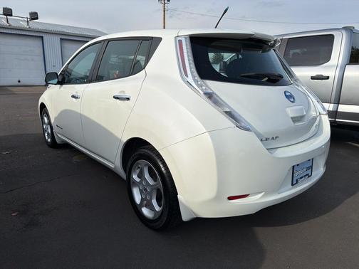 2013 Nissan Leaf SV