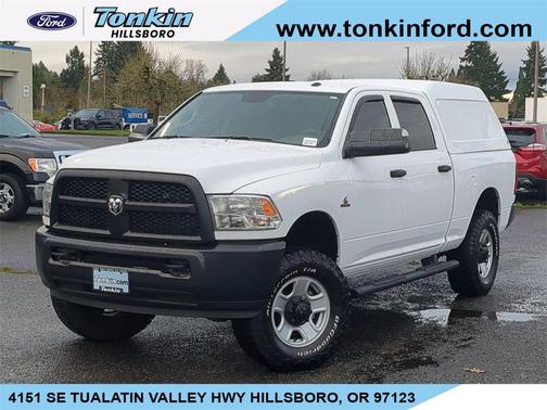 2018 RAM 3500 Tradesman Crew Cab 4x4 6'4' Box