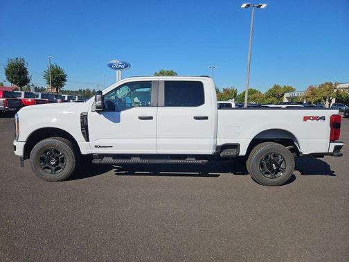 OXFORD WHITE 2026 Ford F-250 XL