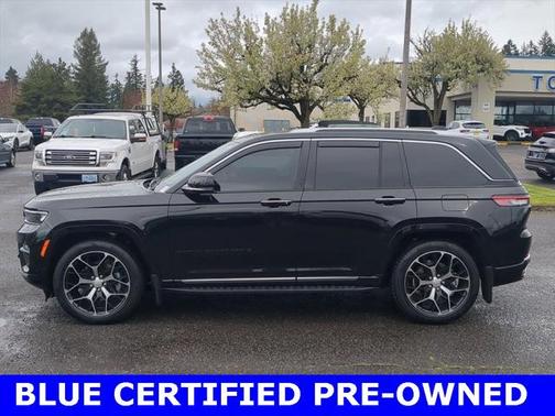 2022 Jeep Grand Cherokee Summit