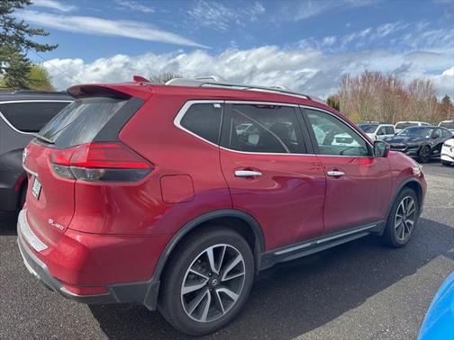 2017 Nissan Rogue SL