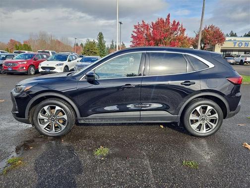 2023 Ford Escape Platinum