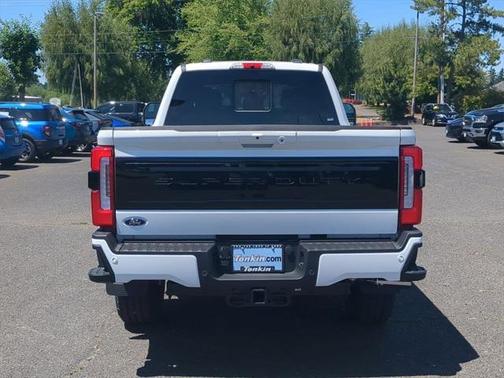 2025 Ford F-350 Platinum