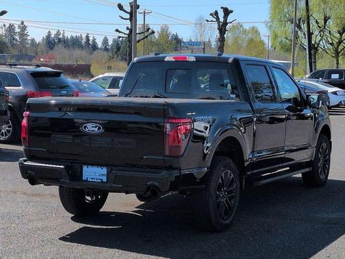 Agate Black Metallic 2026 Ford F-150 XLT