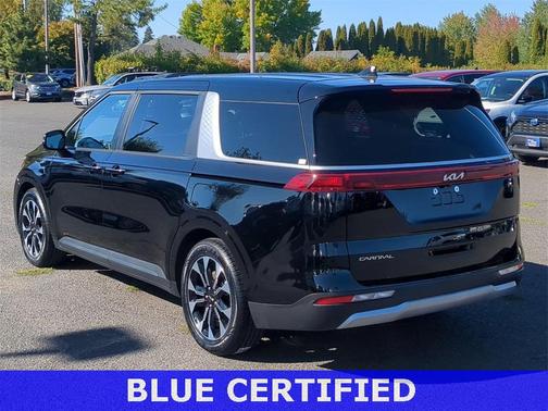 2024 Kia Carnival EX