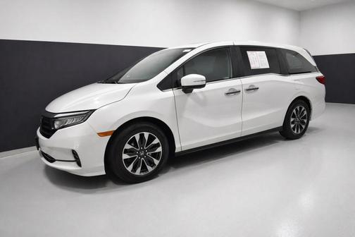 Platinum White Pearl 2024 Honda Odyssey EX-L