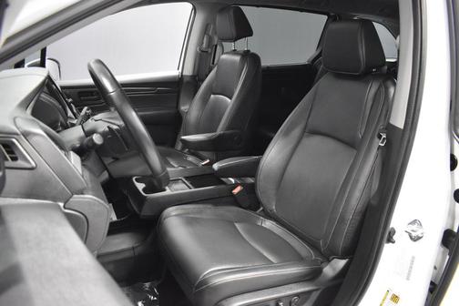 Platinum White Pearl 2024 Honda Odyssey EX-L