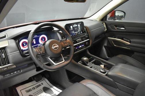 2024 Nissan Pathfinder Platinum 4WD