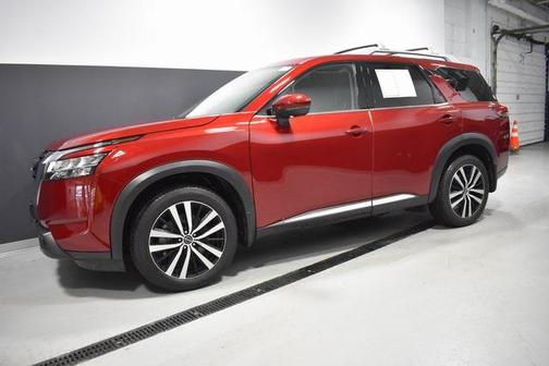 2024 Nissan Pathfinder Platinum 4WD
