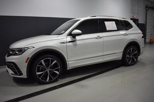 2022 Volkswagen Tiguan 2.0T SEL R-Line 4MOTION