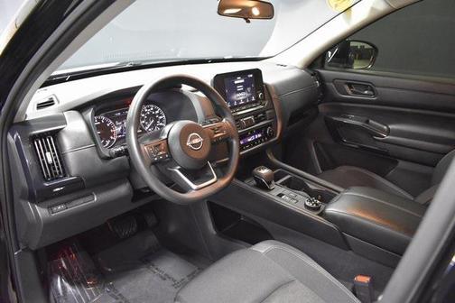 2024 Nissan Pathfinder S 4WD