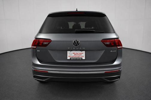 Platinum Gray Metallic 2022 Volkswagen Tiguan 2.0T SE 4MOTION