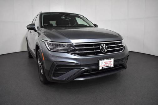 Platinum Gray Metallic 2022 Volkswagen Tiguan 2.0T SE 4MOTION